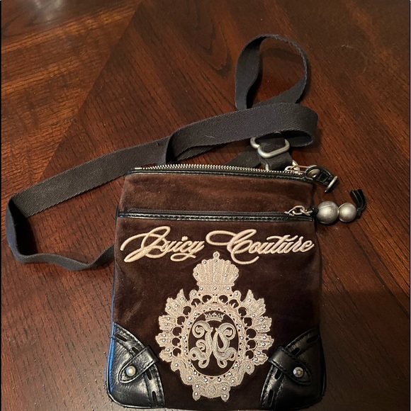 Juicy Couture black cross body bag! Excellent condition! - Picture 1 of 4